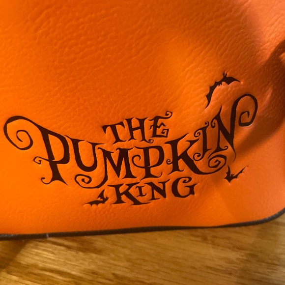 Loungefly Jack O Lantern Backpack - Picture 3 of 3